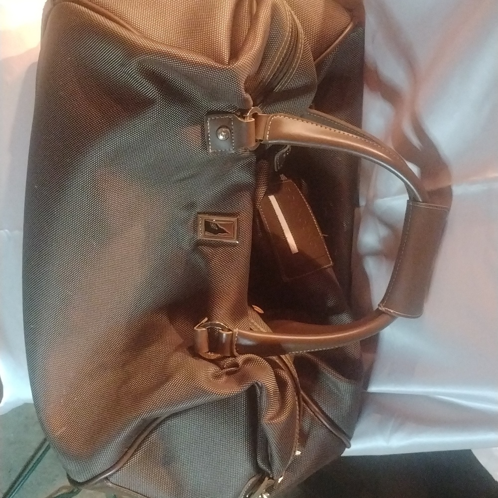 London Fog weekender bag